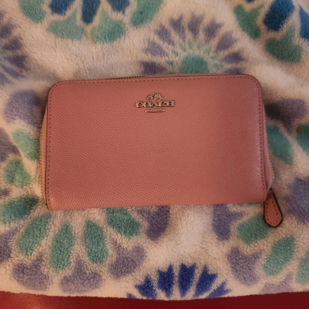Coach Wallet - Picture 6 of 6